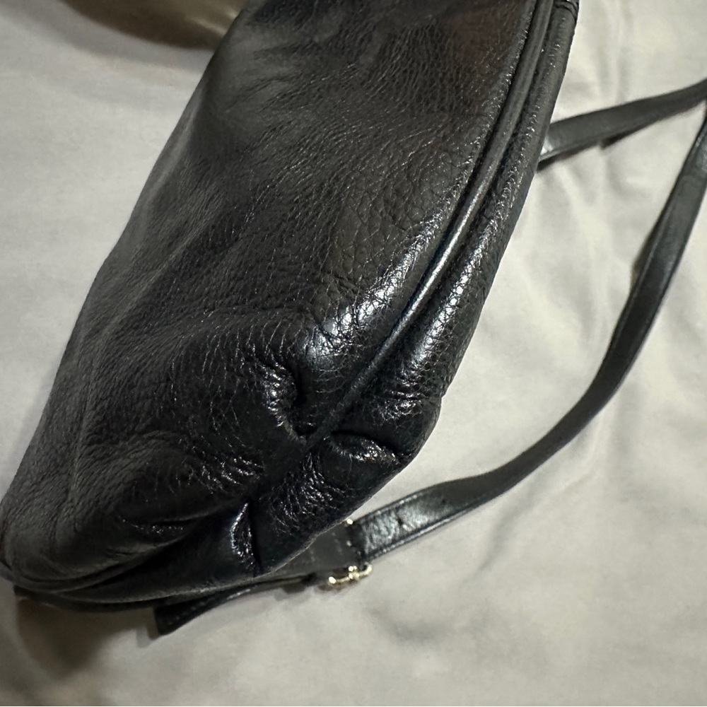 VINTAGE COACH CROSSBODY! - Picture 11 of 12